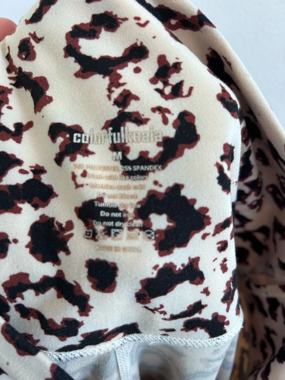 Colorfulkoala Beige Leopard Print Leggings - Picture 2 of 2